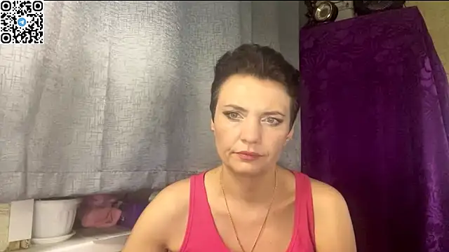 HotMamaQueen234 online show from 05-27-26, 07:11