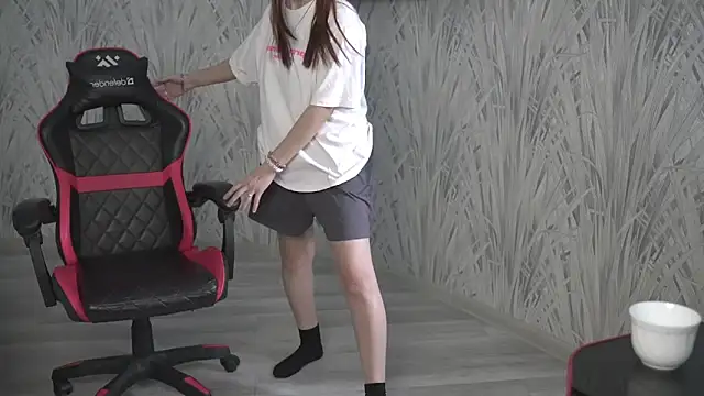 Snapshot of PiaDeninno chatting on 03-17-26, 05:00 PiaDeninno online show from 03-17-26, 05:00