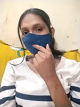 Snapshot of Sonam_y chatting on 03-19-26, 02:43 Sonam y online show from 03-19-26, 02:43