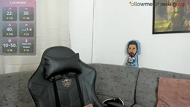 Snapshot of sweetlatinoboy chatting on 06-19-26, 12:09 sweetlatinoboy online show from 06-19-26, 12:09