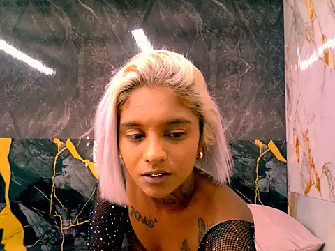 Snapshot of indian_barbie chatting on 03-23-26, 11:25 indian barbie online show from 03-23-26, 11:25