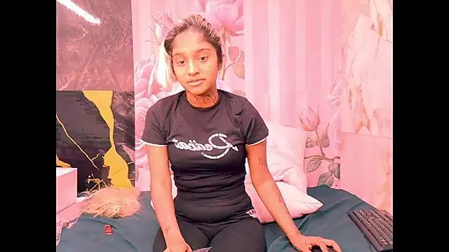 indian barbie online show from 05-17-26, 09:28