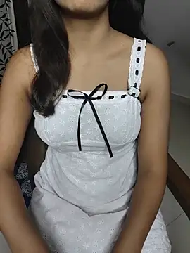 myra77 online show from 06-15-26, 05:59