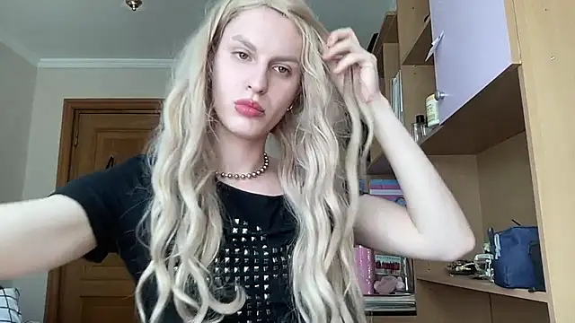 ranya-may online show from 04-17-26, 11:24