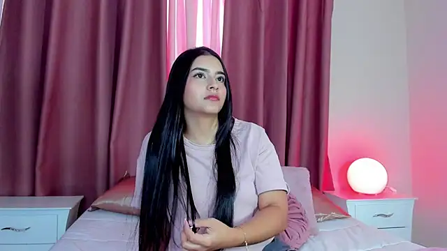 Snapshot of sweet_aura31 chatting on 03-18-26, 07:28 sweet aura31 online show from 03-18-26, 07:28