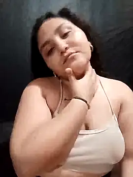 Snapshot of karina_tetona chatting on 03-17-26, 12:19 karina tetona online show from 03-17-26, 12:19