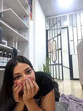 AryahMoonn online show from 05-23-26, 04:44