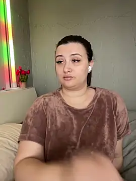 Snapshot of Taya_lips chatting on 03-19-26, 10:52 Taya lips online show from 03-19-26, 10:52