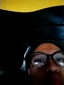 LatinSquirtBaby online show from 05-21-26, 07:43