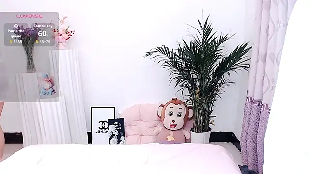 Evelyn-007 online show from 03-30-26, 05:41