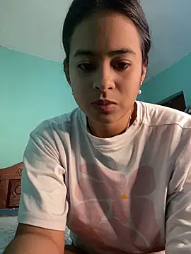lucirganaxxx online show from 06-17-26, 02:58
