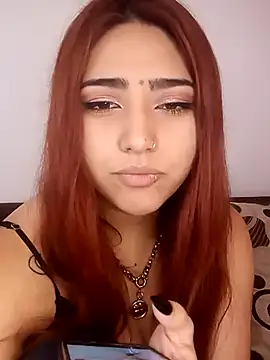 Snapshot of Maguichavarria21 chatting on 03-17-26, 05:05 Maguichavarria21 online show from 03-17-26, 05:05