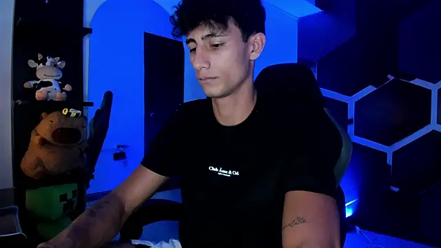 MaxiimoRomano  online show from 07-02-26, 07:09
