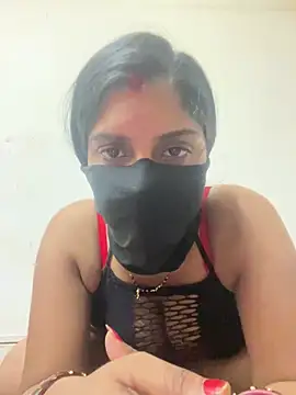 Snapshot of Surbhibaby chatting on 05-15-26, 06:31 Surbhibaby online show from 05-15-26, 06:31