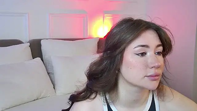 Snapshot of MeganStrane chatting on 05-14-26, 06:09 MeganStrane online show from 05-14-26, 06:09