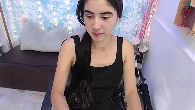 Snapshot of Melodi_velasquez chatting on 03-28-26, 04:45 Melodi velasquez online show from 03-28-26, 04:45