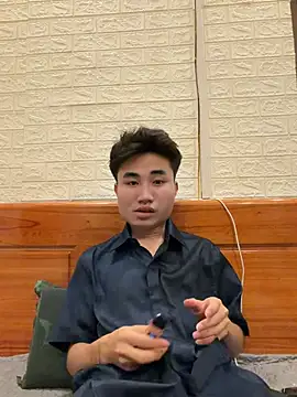 Hoanganhdayroii online show from 06-23-26, 02:37