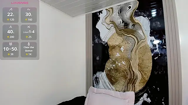 Tiffany Velanyer   online show from 05-17-26, 05:05