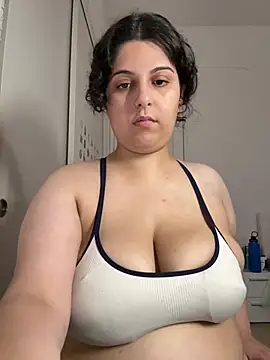 Yasminebbyxx online show from 07-28-26, 09:04