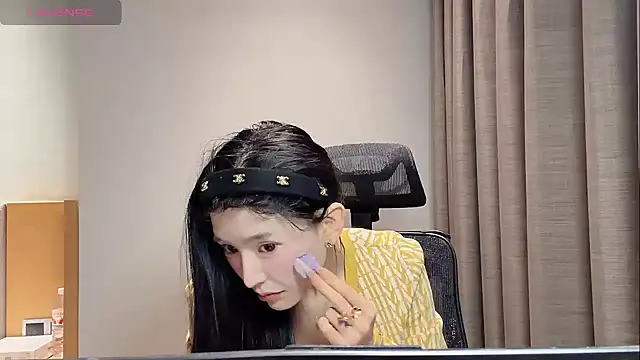 kiki-12 online show from 04-09-26, 11:54