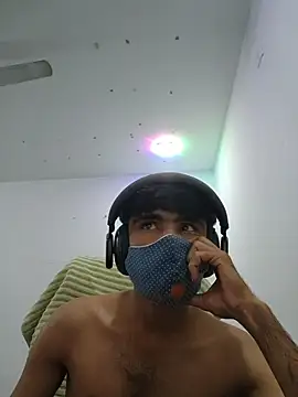 Snapshot of mavin_ chatting on 04-20-26, 10:44 mavin online show from 04-20-26, 10:44