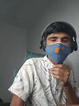Snapshot of mavin_ chatting on 05-22-26, 01:17 mavin online show from 05-22-26, 01:17