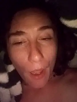 Snapshot of NinaLemoine chatting on 03-31-26, 09:32 NinaLemoine online show from 03-31-26, 09:32