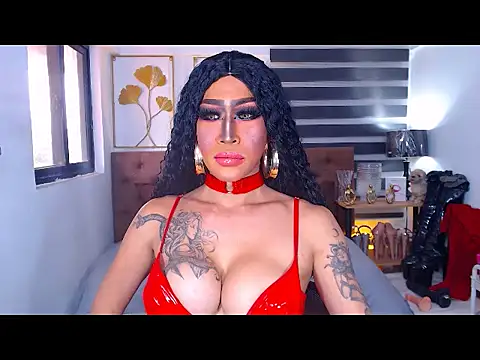 Snapshot of DominateMistressTania chatting on 03-18-26, 06:05 DominateMistressTania online show from 03-18-26, 06:05