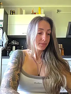 NicoleKaiser online show from 05-29-26, 07:28