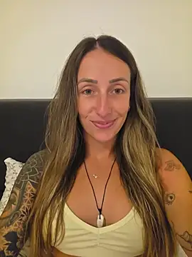 Snapshot of NicoleKaiser chatting on 07-27-26, 06:48 NicoleKaiser online show from 07-27-26, 06:48