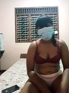 Snapshot of honeyi_babe chatting on 03-28-26, 06:51 honeyi babe online show from 03-28-26, 06:51