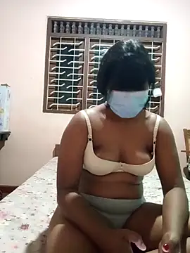 Snapshot of honeyi_babe chatting on 03-30-26, 03:02 honeyi babe online show from 03-30-26, 03:02