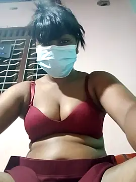 Snapshot of honeyi_babe chatting on 04-25-26, 06:38 honeyi babe online show from 04-25-26, 06:38