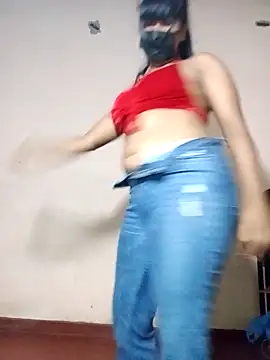 Snapshot of honeyi_babe chatting on 04-30-26, 07:53 honeyi babe online show from 04-30-26, 07:53