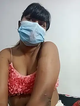 Snapshot of honeyi_babe chatting on 05-17-26, 06:59 honeyi babe online show from 05-17-26, 06:59