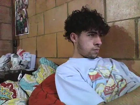 Bbunny boy online show from 03-28-26, 01:11