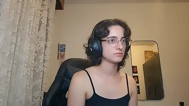 Snapshot of SanjuanaEytchison chatting on 03-20-26, 10:42 SanjuanaEytchison online show from 03-20-26, 10:42