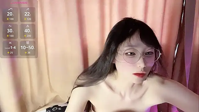 xinxinzii online show from 06-02-26, 11:18