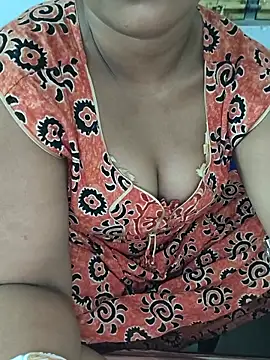 Snapshot of Hot-iht chatting on 03-18-26, 05:54 Hot-iht online show from 03-18-26, 05:54