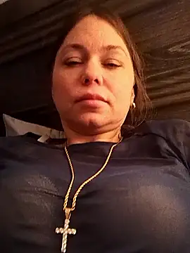 Snapshot of Couple_qc chatting on 03-20-26, 03:44 Couple qc online show from 03-20-26, 03:44