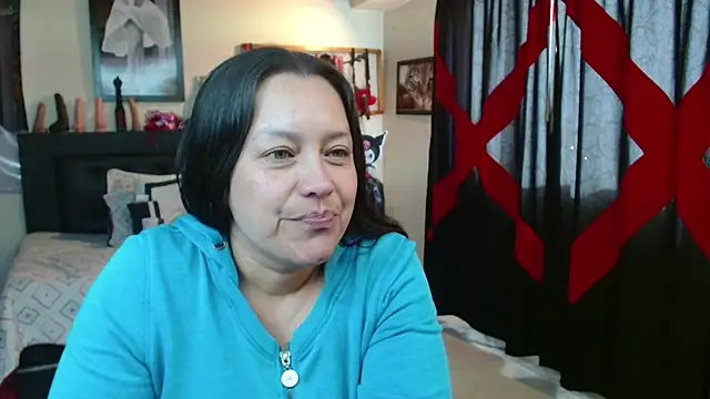 PenelopeSuency online show from 08-04-26, 01:36