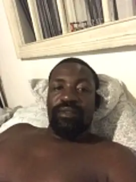 Snapshot of Odesseuz chatting on 03-17-26, 05:49 Odesseuz online show from 03-17-26, 05:49