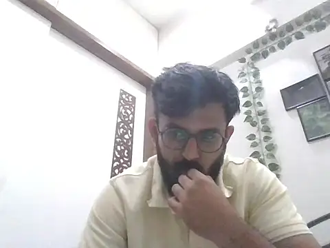 Snapshot of aryaka1303 chatting on 07-01-26, 03:23 aryaka1303 online show from 07-01-26, 03:23