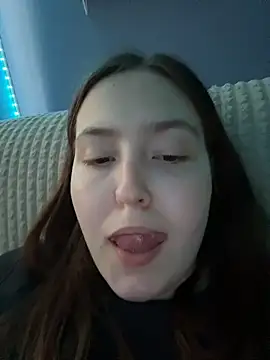 charmingggirl online show from 05-17-26, 10:11