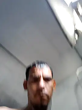 Snapshot of JOHANMGC19 chatting on 05-19-26, 06:25 JOHANMGC19 online show from 05-19-26, 06:25