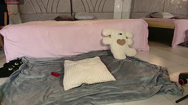 cococumps online show from 05-14-26, 02:02