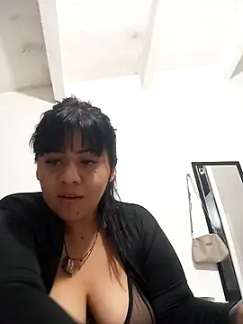 Snapshot of Luna_sexybigtits chatting on 03-20-26, 07:52 Luna sexybigtits online show from 03-20-26, 07:52