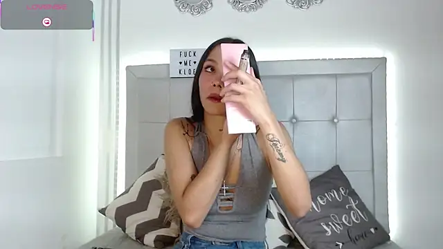Kloe  watson online show from 05-18-26, 09:42
