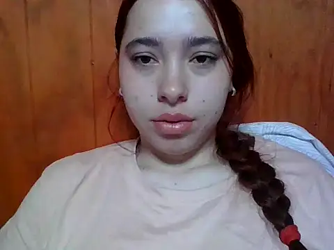 Snapshot of Annisof000 chatting on 03-23-26, 10:08 Annisof000 online show from 03-23-26, 10:08