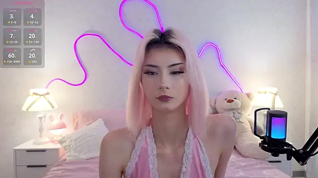 Snapshot of kittysocutie chatting on 07-19-26, 12:25 kittysocutie online show from 07-19-26, 12:25